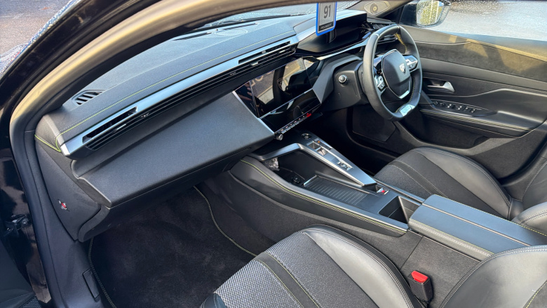 Peugeot 408 158kW GT 58kWh 5dr Auto Electric Hatchback